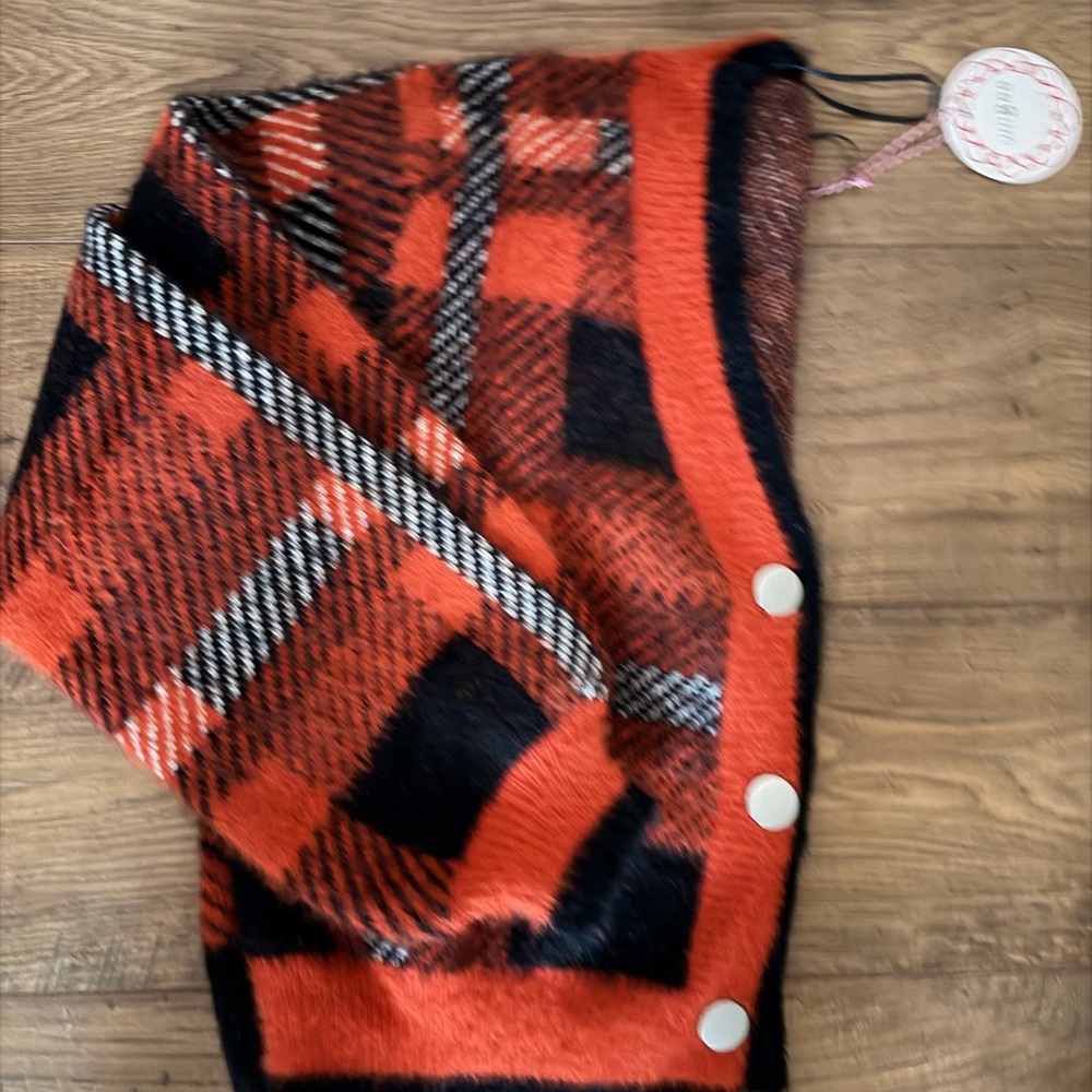 Umgee Red and Black Checkered Cardigan NWT - Picture 1 of 5